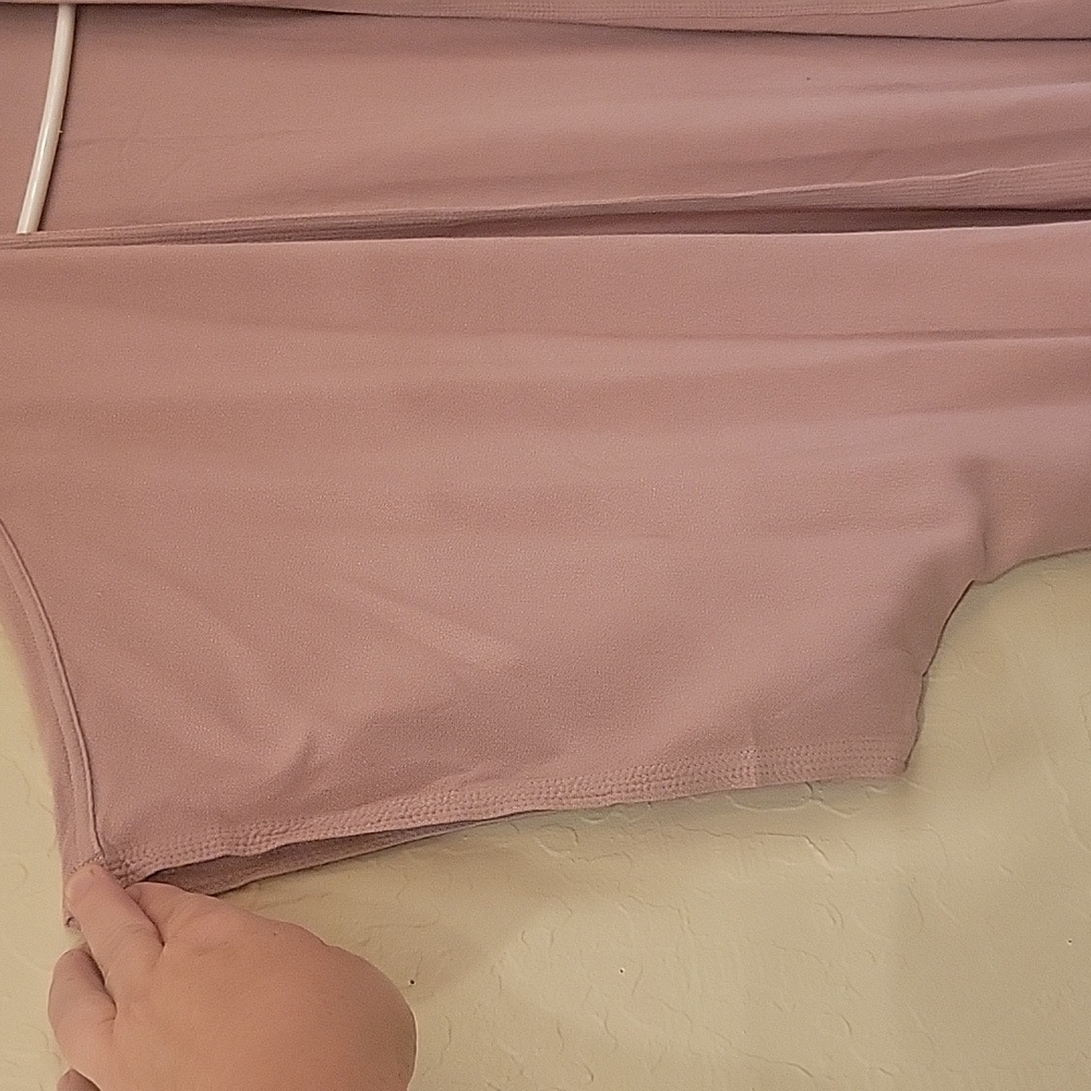 Dusty pink Tienda Ho long vest - Picture 3 of 5